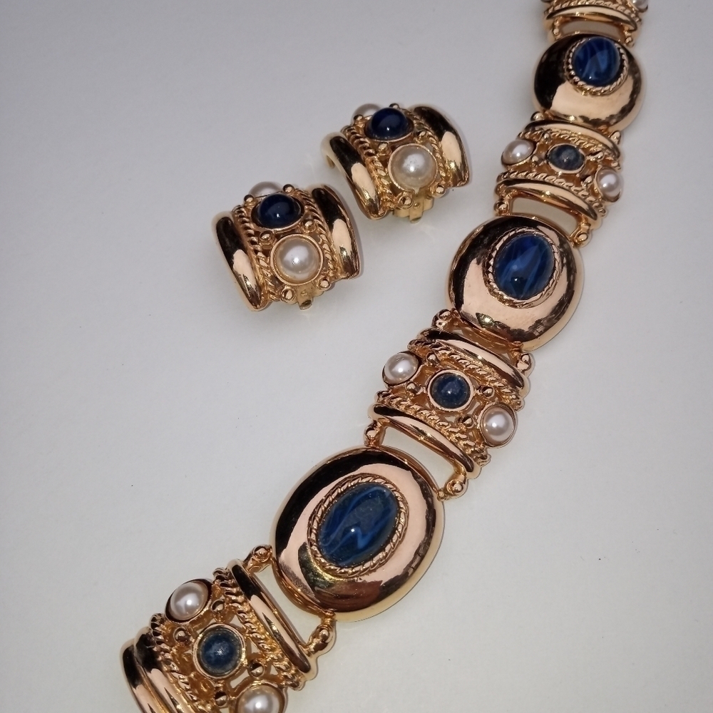 Vintage Joan Rivers Bracelet & Earrings Set ! - Picture 7 of 7